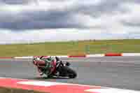 cadwell-no-limits-trackday;cadwell-park;cadwell-park-photographs;cadwell-trackday-photographs;enduro-digital-images;event-digital-images;eventdigitalimages;navarra;no-limits-trackdays;peter-wileman-photography;racing-digital-images;trackday-digital-images;trackday-photos